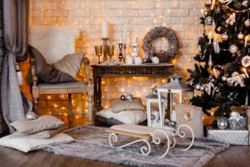 Как на Новый год украсить квартиру своими руками. Как украсить квартиру к Новому году 2020 своими руками (58 фото)