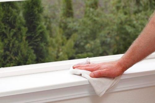 Как отбелить пластиковый подоконник. Уход за пластиковым подоконником в домашних условиях