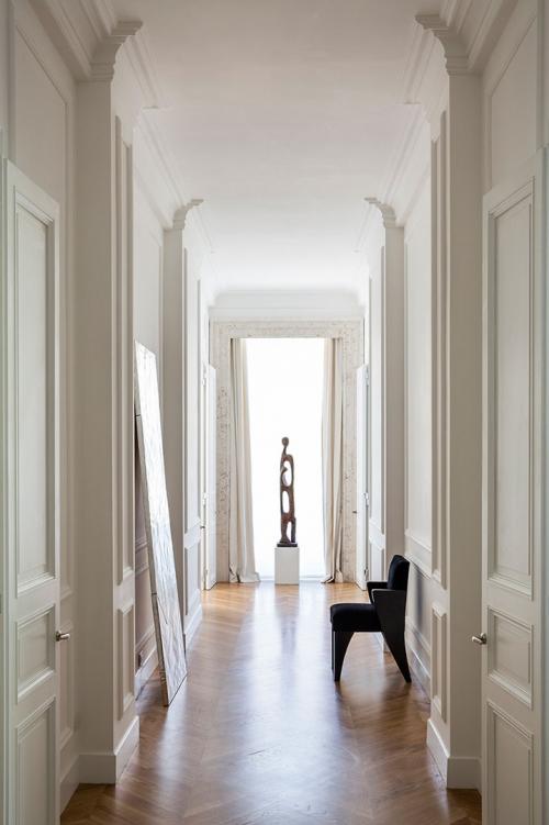 Апартаменты с видом на старинный палаццо в Риме 11