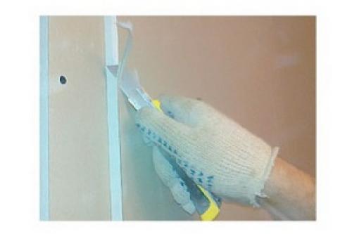 Как закрепить пластиковый уголок на откос.