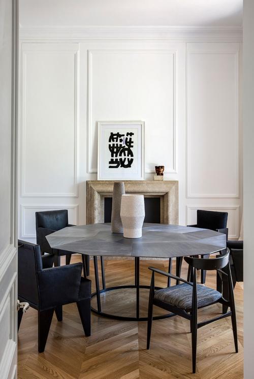 Апартаменты с видом на старинный палаццо в Риме 12