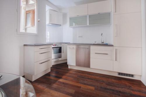 Как в однокомнатной квартире разместить мебель. Варианты расстановки мебели в однокомнатной квартире, советы дизайнеров 02