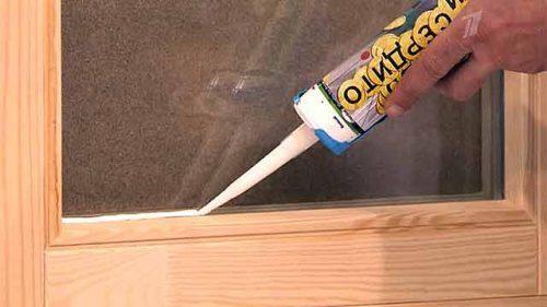 Ремонт деревянного окна своими руками. Ремонт деревянных окон: правильная последовательность выполнения работ 04