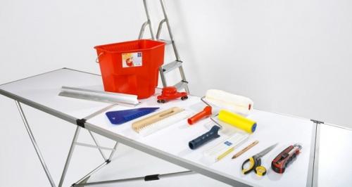 Как клеить обои в закругленных углах. Как поклеить обои в кривых углах и подогнать рисунок