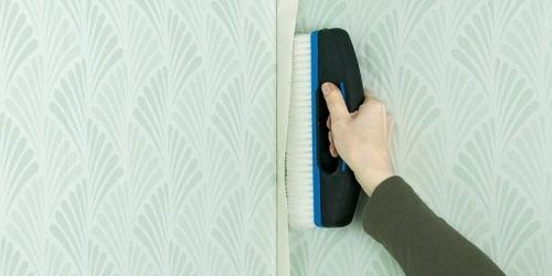 Как клеить обои на выступающие углы. Пошаговая техника выполнения работы