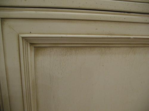 Покрасить дверь на старую краску. Как покрасить старые двери