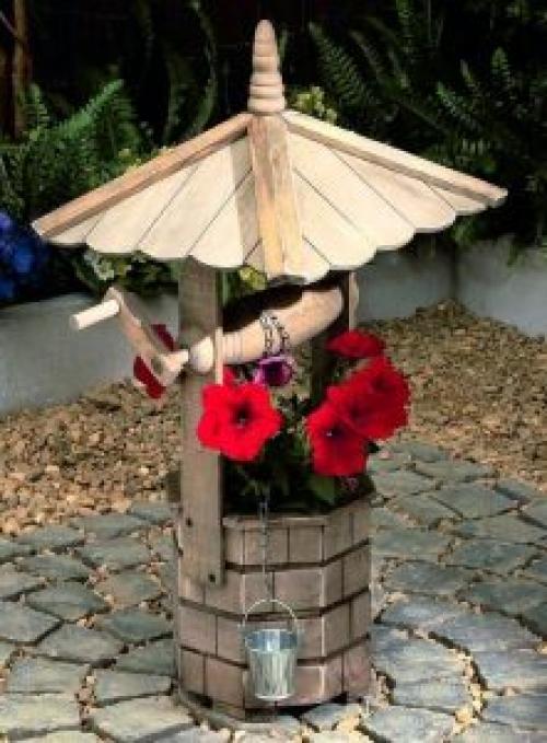 Поделки из дерева для сада своими руками. Поделки для сада своими руками (фото)