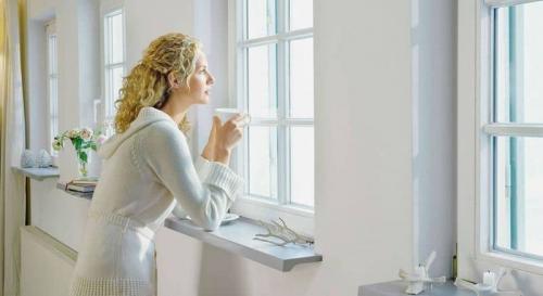 Как отбелить пожелтевшие пластиковые окна. Как почистить пластиковые окна от желтизны