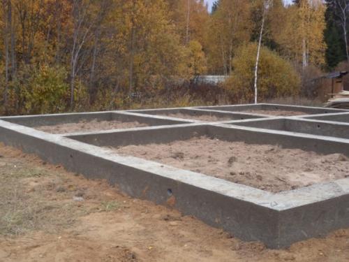 Как сделать подвал в ленточном фундаменте. Особенности строительства подвала