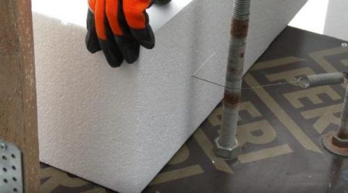 Утепление дома пенопластом пошагово. Работа с обычными стенами