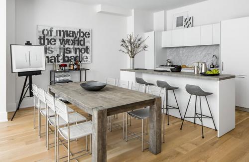 Брутальная квартира в историческом районе Нью-Йорка 04