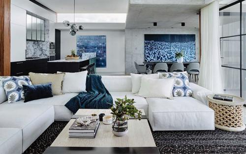 Потрясающая современная вилла у океана 02