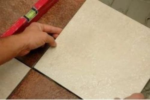 Как положить кафель на стену своими руками. Особенности и разновидности облицовочного материала