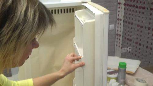 Реставрируем старый холодильник. Как покрасить холодильник – мастер-класс