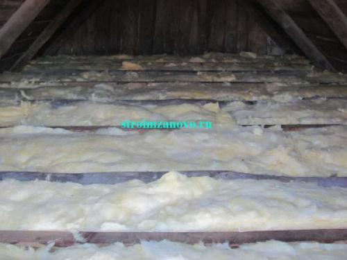 Чем подшить потолок в сарае. Утепление потолка в курятнике