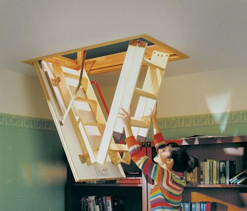 Телескопическая лестница на чердак. Чердачные лестницы — простые конструкции, практичные модели, варианты применения и постройки (125 фото + видео)