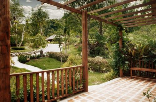 Чертеж веранды к дому. Веранда своими руками – пошаговая инструкция и советы экспертов, как изготовить пристройку к дому (105 фото)