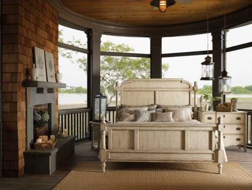 Lexington Home Brands 19