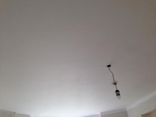 Чем отделать потолок в ванной. Какой потолок лучше сделать в ванной