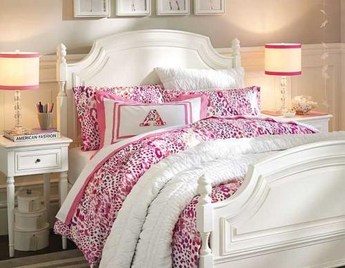 Яркие комнаты для девочек 16