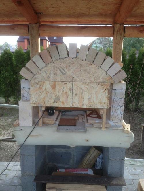 Виды барбекю из кирпича. Барбекю из кирпича своими руками — секреты мастера, как сделать уличный комплекс мангал и печь-барбекю из кирпича самостоятельно! (фото и видео)