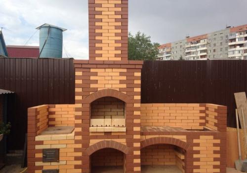 Виды барбекю из кирпича. Барбекю из кирпича своими руками — секреты мастера, как сделать уличный комплекс мангал и печь-барбекю из кирпича самостоятельно! (фото и видео)