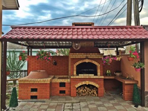 Виды барбекю из кирпича. Барбекю из кирпича своими руками — секреты мастера, как сделать уличный комплекс мангал и печь-барбекю из кирпича самостоятельно! (фото и видео)