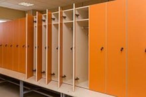 Шкафчики для раздевалок металлические размеры. Преимущества и недостатки 12 Шкафчики для раздевалок металлические размеры. Преимущества и недостатки 12