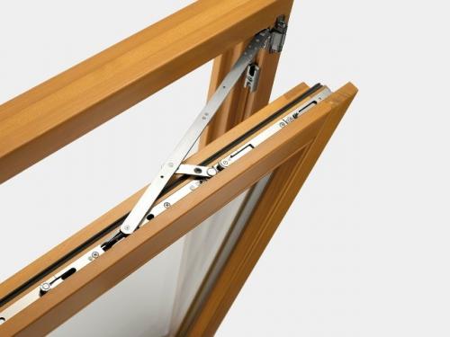 Какие окна лучше для деревянного дома. Как выбрать фурнитуру для окон