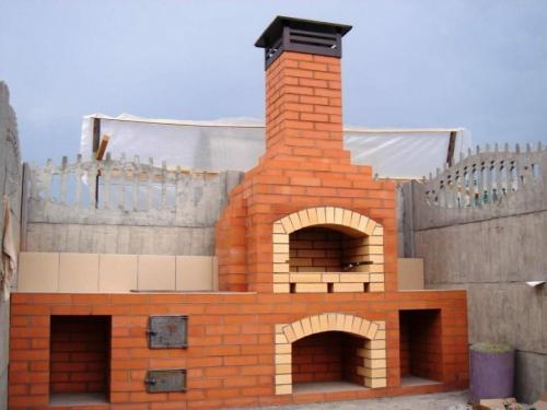 Как сделать мангал своими руками из кирпича. Мангал из кирпича своими руками: пошаговая инструкция постройки и чертежи лучших моделей для дома и дачи