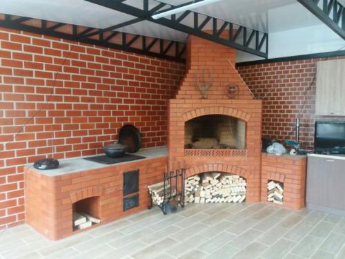 Мини мангал из кирпича своими руками. Мангал из кирпича: чертежи, фото, видео. Инструкция, как сделать простой мангал на участке?