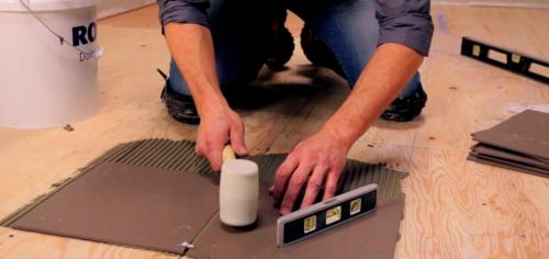 Как сделать керамическую плитку на деревянный пол. Можно ли класть плитку на деревянный пол?