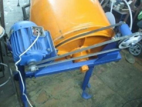 Бетономешалка из бочки 200л. Как сделать бетономешалку из 200 литровой бочки своими руками