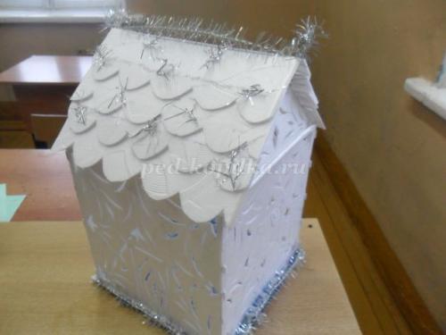 Домик из пенопласта, как сделать. Основные характеристики дома из пенопласта 16
