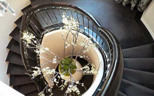 Adam Hunter — актер, ставший дизайнером 12