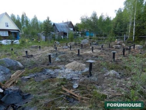 Маленький дачный домик своими руками за 50 тысяч рублей. Строительство дачи за два дня: этапы возведения