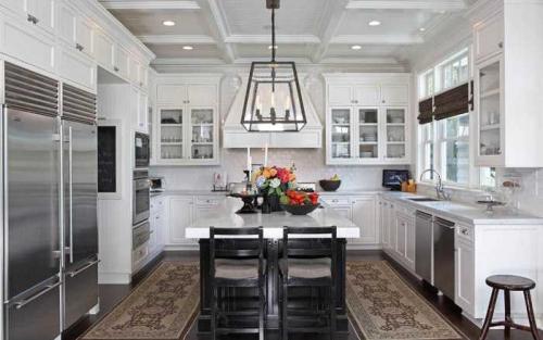 Adam Hunter — актер, ставший дизайнером 01