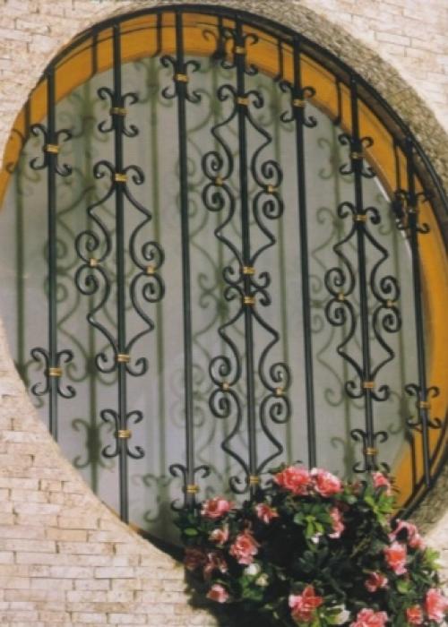 Решетки на окна в частном доме. Дизайн 01