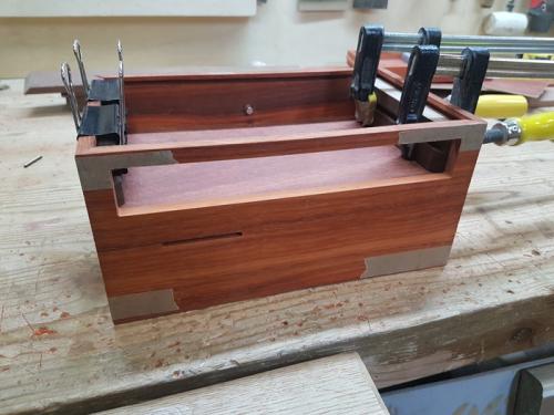 Чертежи шкатулок для выпиливания лобзиком. Музыкальная шкатулка из падука