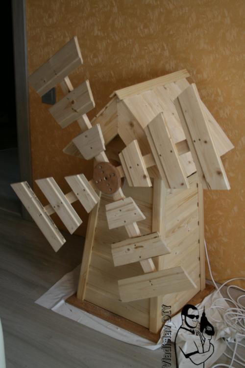 Мельницы для сада. Садовая декоративная мельница своими руками