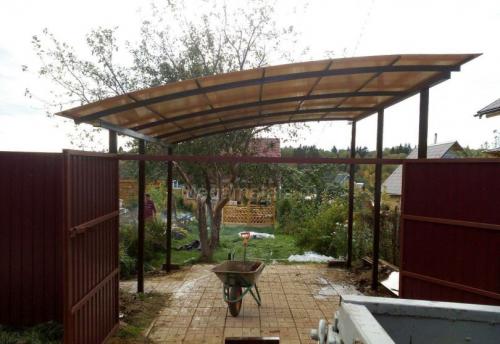 Раздвижной навес из поликарбоната. Навесы из поликарбоната — обзор лучших проектов и особенности выбора красивых идей оформления для навеса (105 фото)