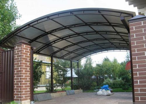 Раздвижной навес из поликарбоната. Навесы из поликарбоната — обзор лучших проектов и особенности выбора красивых идей оформления для навеса (105 фото)