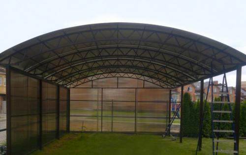 Раздвижной навес из поликарбоната. Навесы из поликарбоната — обзор лучших проектов и особенности выбора красивых идей оформления для навеса (105 фото)