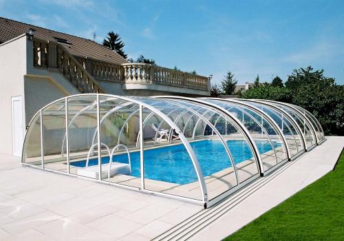 Раздвижной навес для бассейна из поликарбоната. Навес для бассейна из поликарбоната своими руками