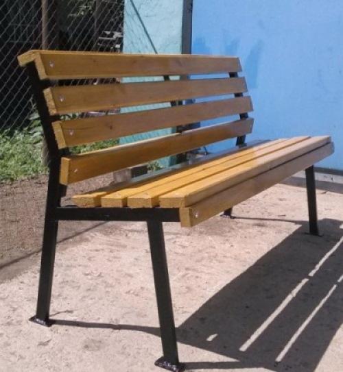 Чертеж лавки из профильной трубы со спинкой. Простая скамейка из профильной трубы своими руками