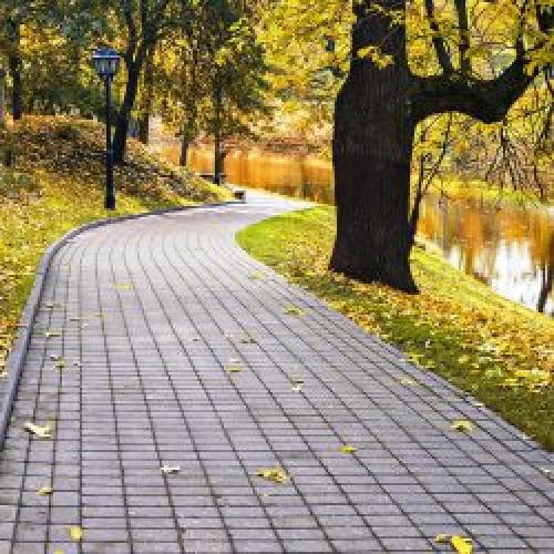 Дом из брусчатки под ключ. Цена за м2 на укладку брусчатки под ключ.