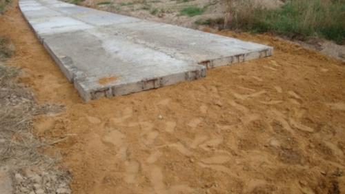 Как сделать площадку для автомобиля на глинистой земле. Строительство подъездной дороги с использованием геотекстиля