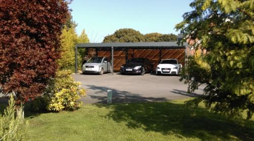 Как сделать площадку для автомобиля на даче своими руками. Площадка под автомобиль — паркинг и обустройство стоянки для авто (60 фото)