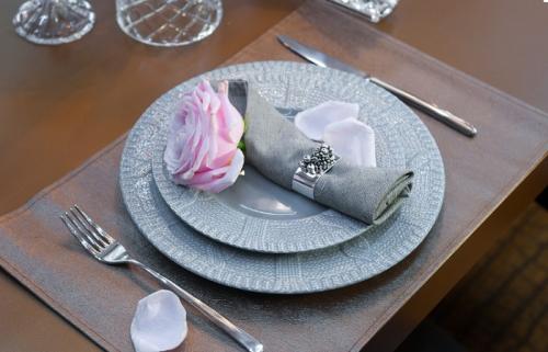 Декор стола 01