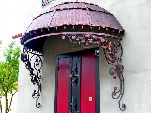 Легкие навесы из поликарбоната. Навесы из поликарбоната во дворе частного дома — секреты мастера самостоятельного изготовления и особенности проектирования! (фото и видео) 15